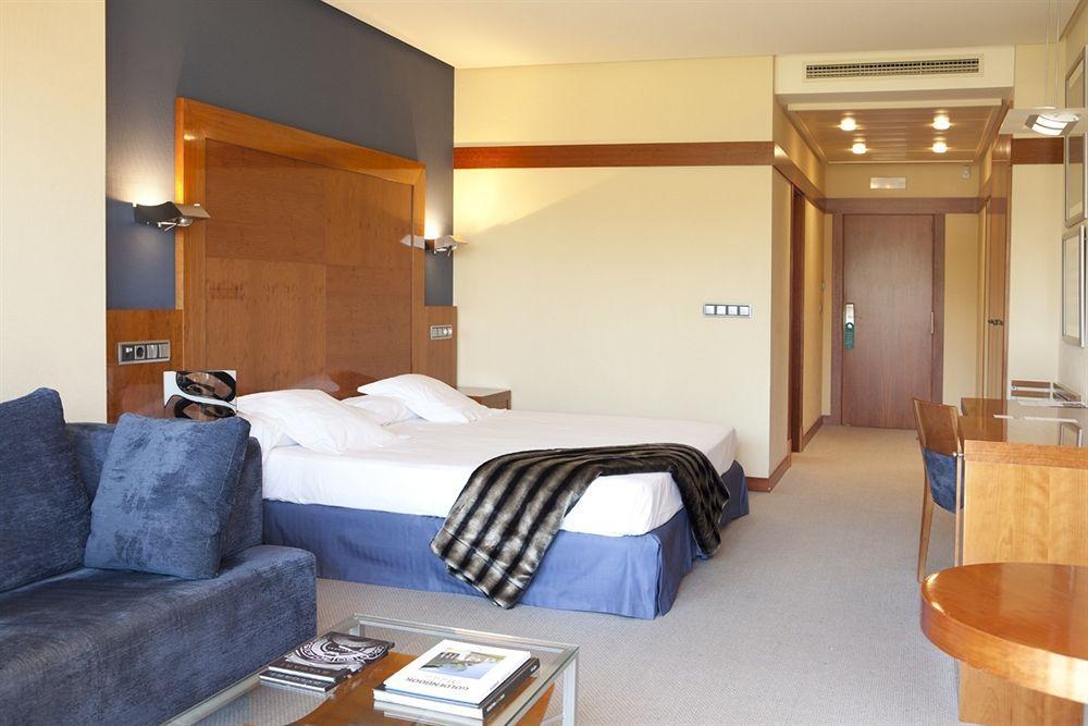 Calderona Wellness Hotel Bétera Buitenkant foto